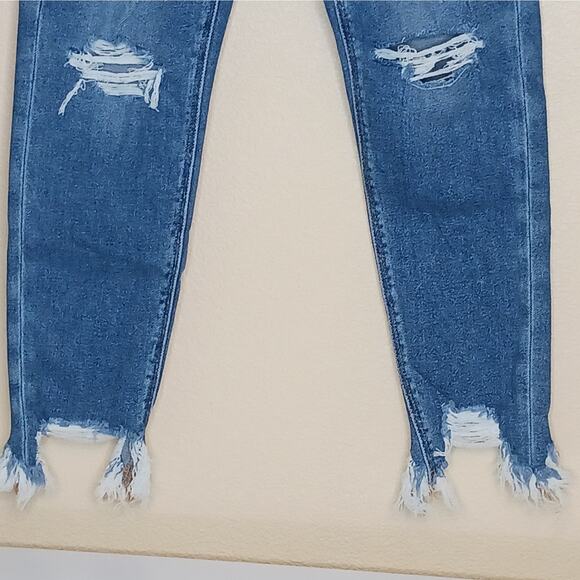 American Eagle Highest Rise Mom Jean Womens Size 00 Blue Distressed Ripped - Picture 5 of 16